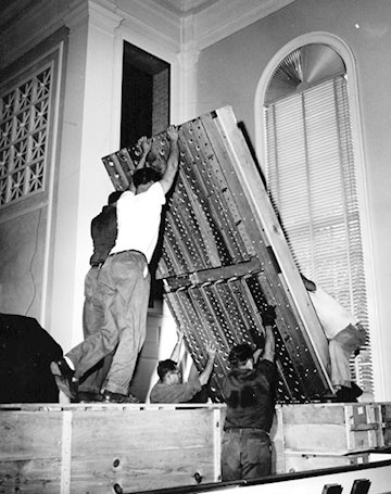 1956 Installation of the Möeller Organ.